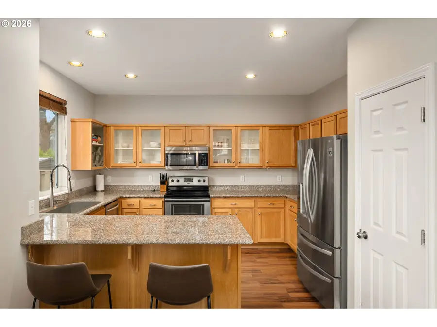 8330 SW Norfolk Ln, Tigard, OR 97224 - #3