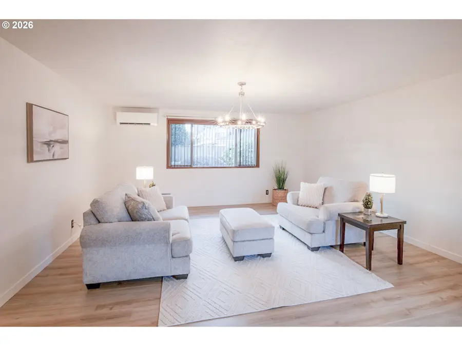 475 Banton Ave, Eugene, OR 97404 - Image #3