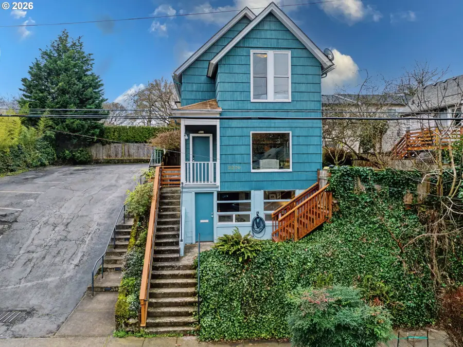 2220 SE Yamhill St, Portland, OR 97214 - #2