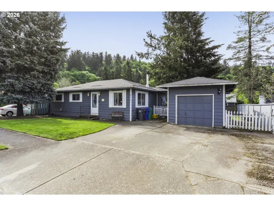 10112 SE Clinton St, Portland, OR 97266 - #2