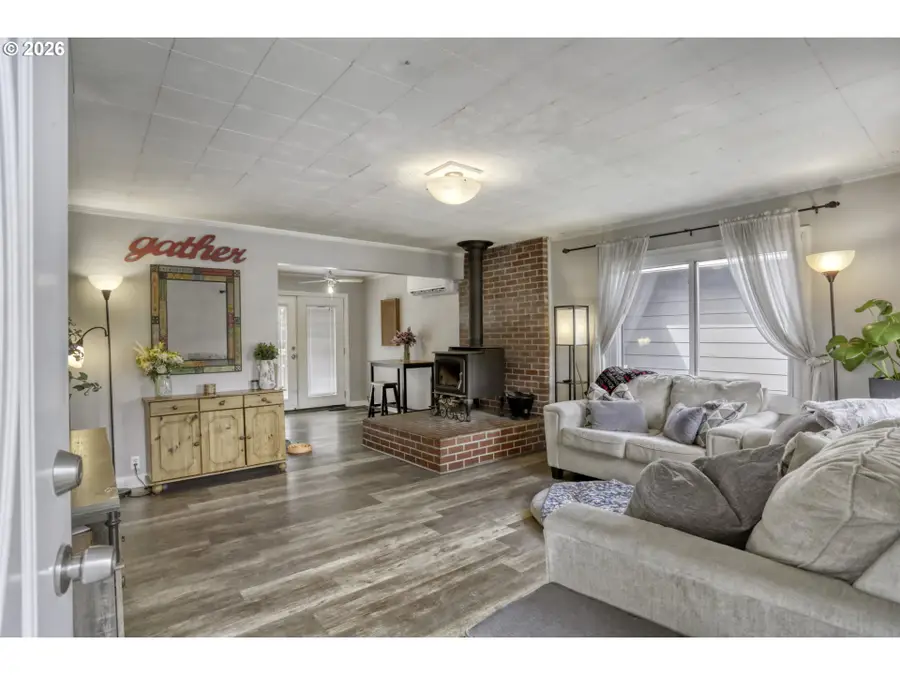 10112 SE Clinton St, Portland, OR 97266 - #3