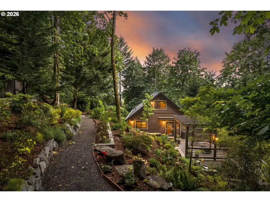 3919 SW Hillside Dr, Portland, OR 97221 - #2