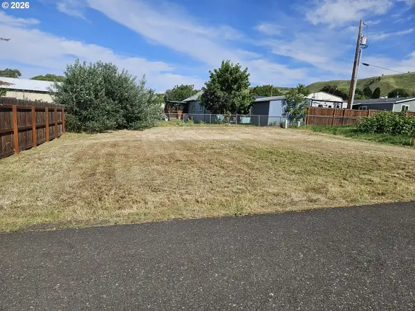 0 E 12th St #3, TheDalles, OR 97058