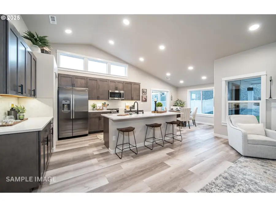 4711 Stonefield Ct, Florence, OR 97439 - Image #2