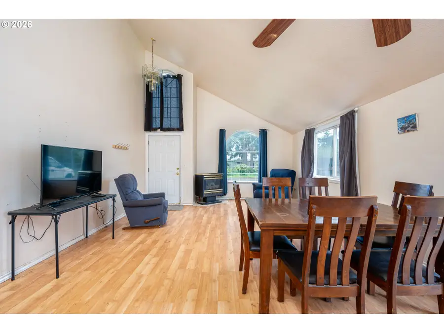 8448 SE 89th Ave, Portland, OR 97266 - #3