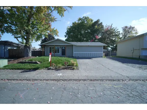 2419 SE Ermine St, Albany, OR 97322