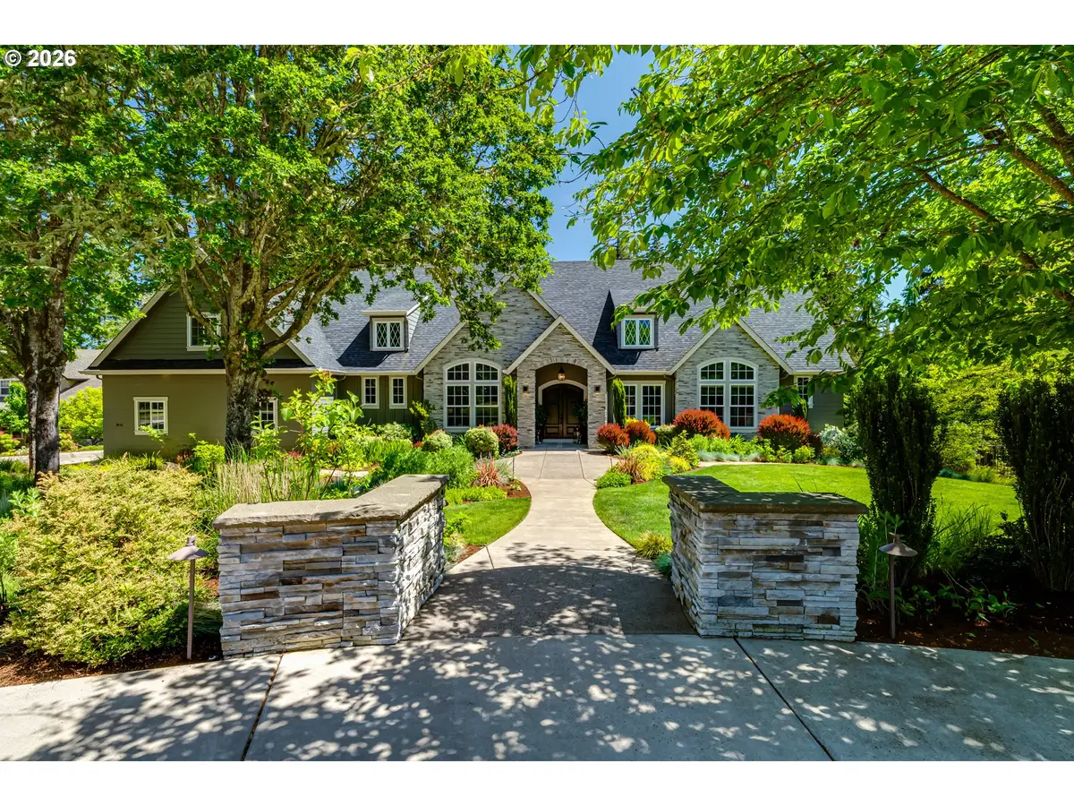3944 Los Altos Ln, Eugene, OR 97405 - #1