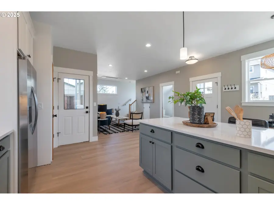 7265 SE Duke St #2, Portland, OR 97206 - Image #2