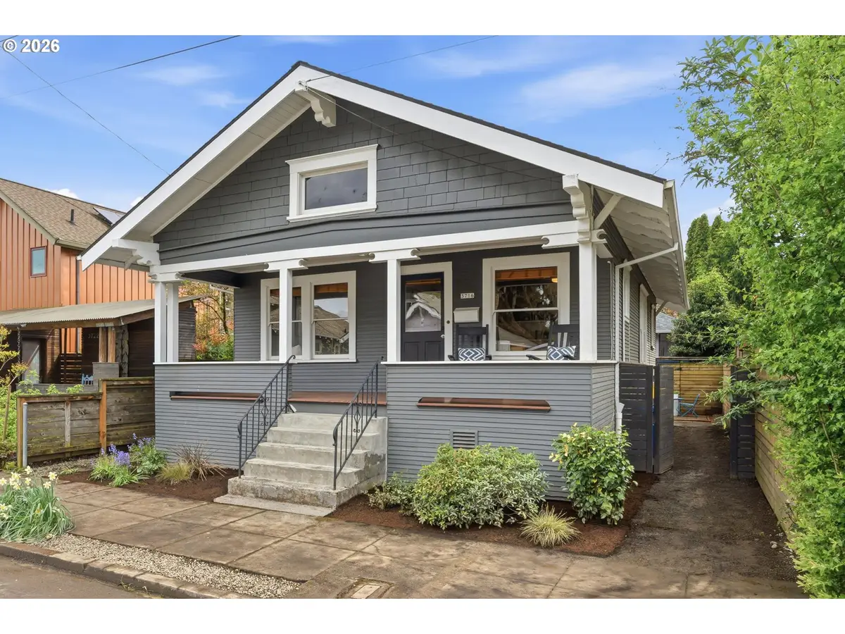 3716 SE Grant Ct, Portland, OR 97214 - #1