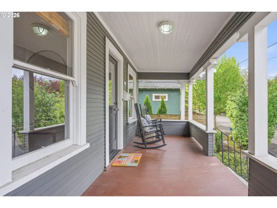 3716 SE Grant Ct, Portland, OR 97214 - #2