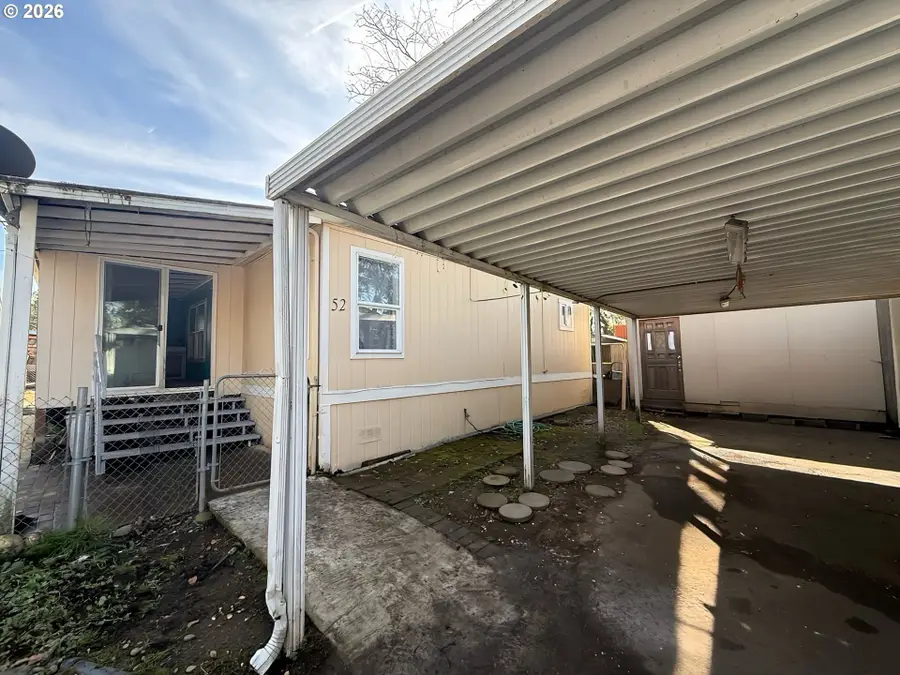 23200 NE Sandy Blvd #52, Wood Village, OR 97060 - #2