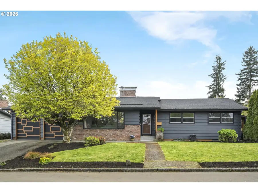 11710 NE Fargo Ct, Portland, OR 97220 - #2