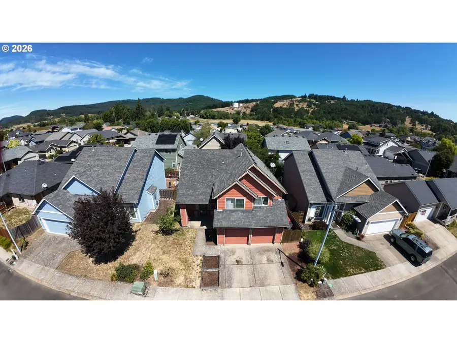223 NW Sagan Loop, Sheridan, OR 97378 - #2