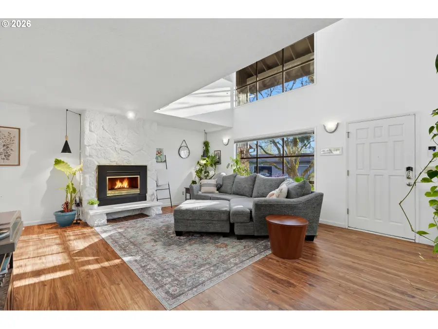 4933 SW Chestnut Pl, Beaverton, OR 97005 - Image #3