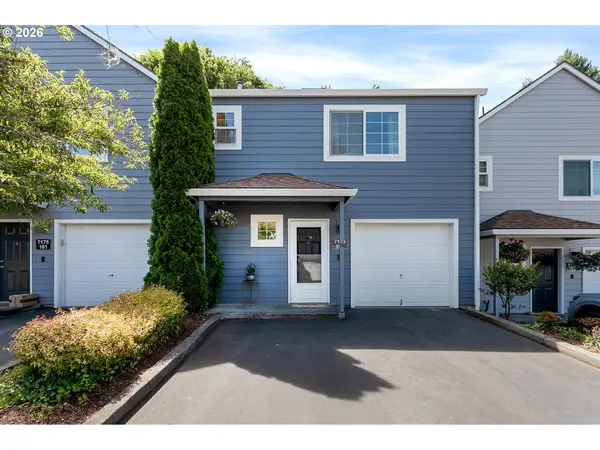 7175 SW Sagert St #102, Tualatin, OR 97062