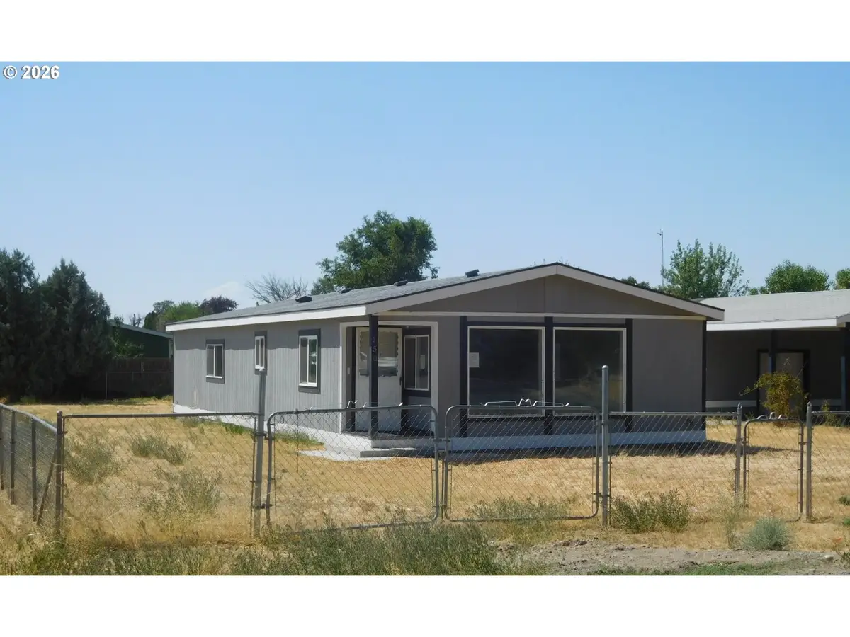 150 SE Eleventh St, Irrigon, OR 97844 - #1