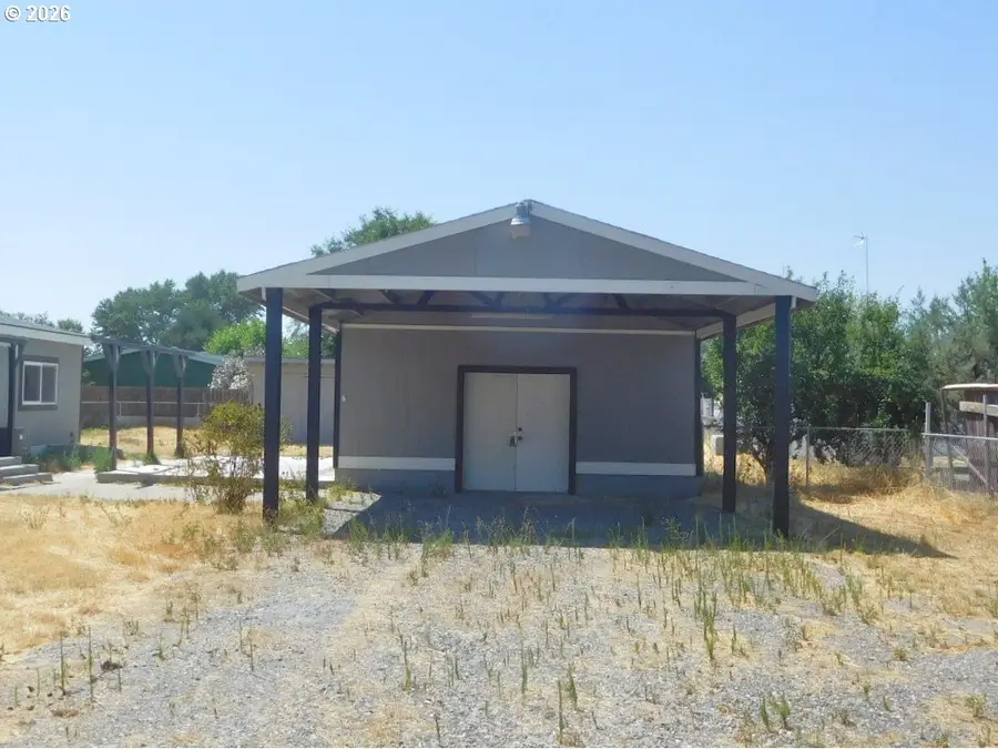 150 SE Eleventh St, Irrigon, OR 97844 - #2