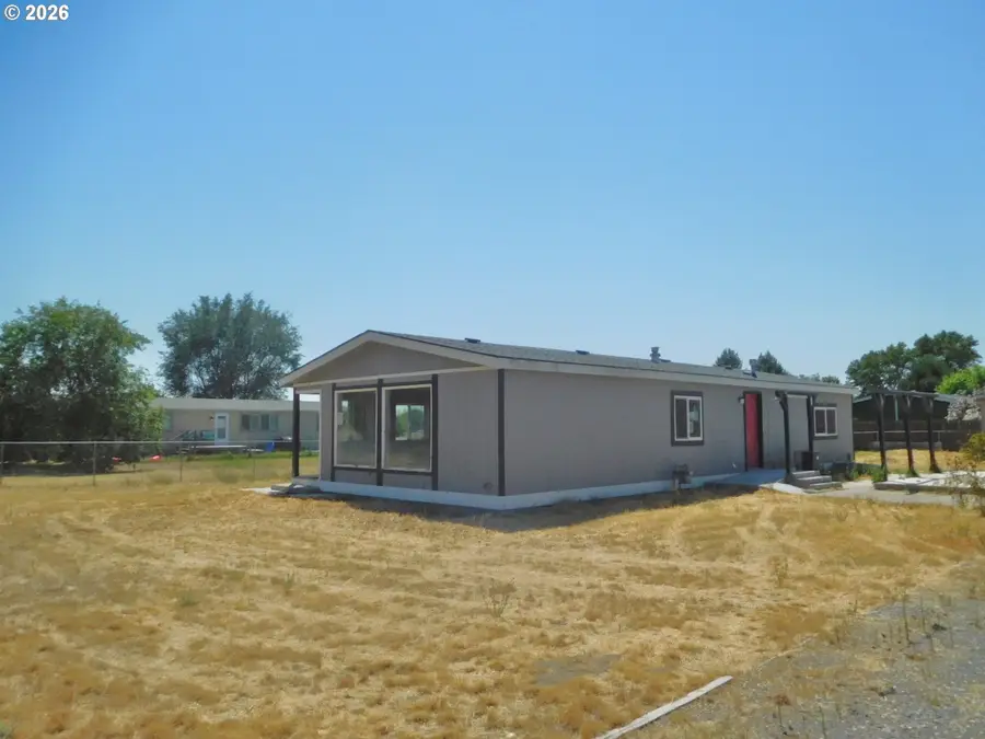 150 SE Eleventh St, Irrigon, OR 97844 - #3