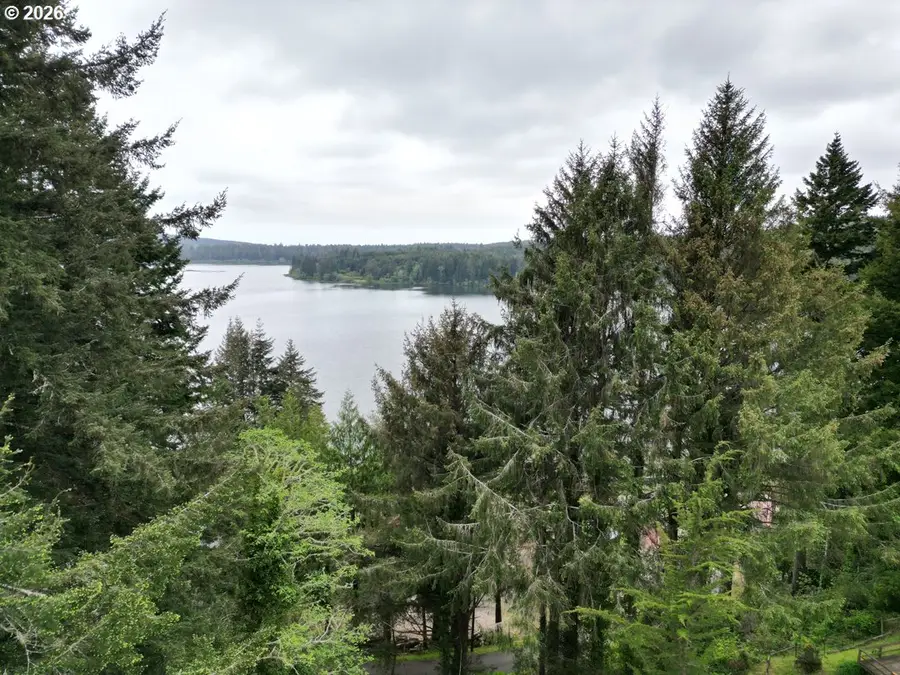 83027 Siltcoos Station Rd, Westlake, OR 97493 - #2