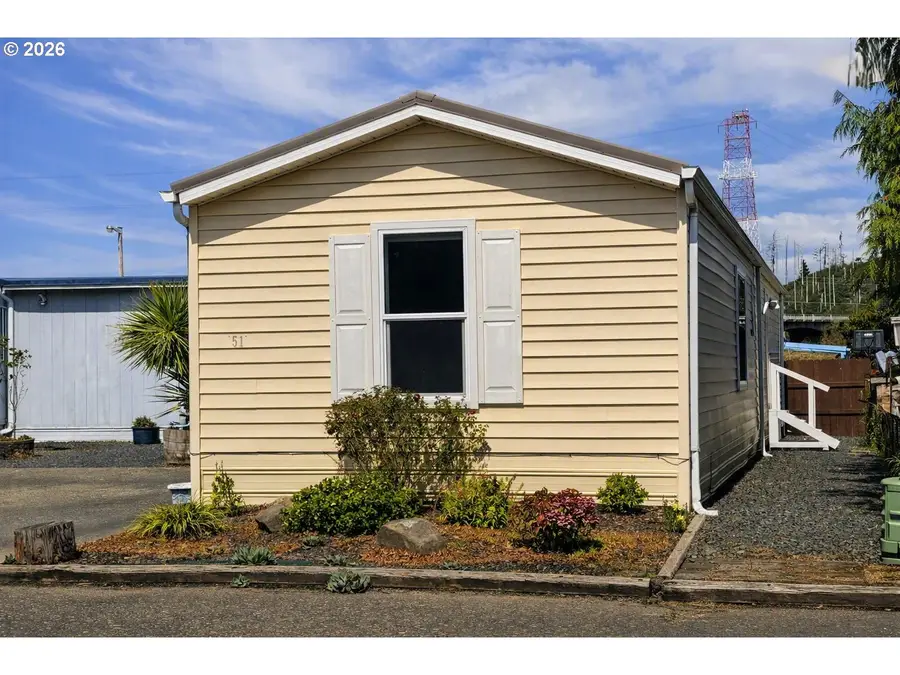 1000 N 8th St, Reedsport, OR 97467 - #2