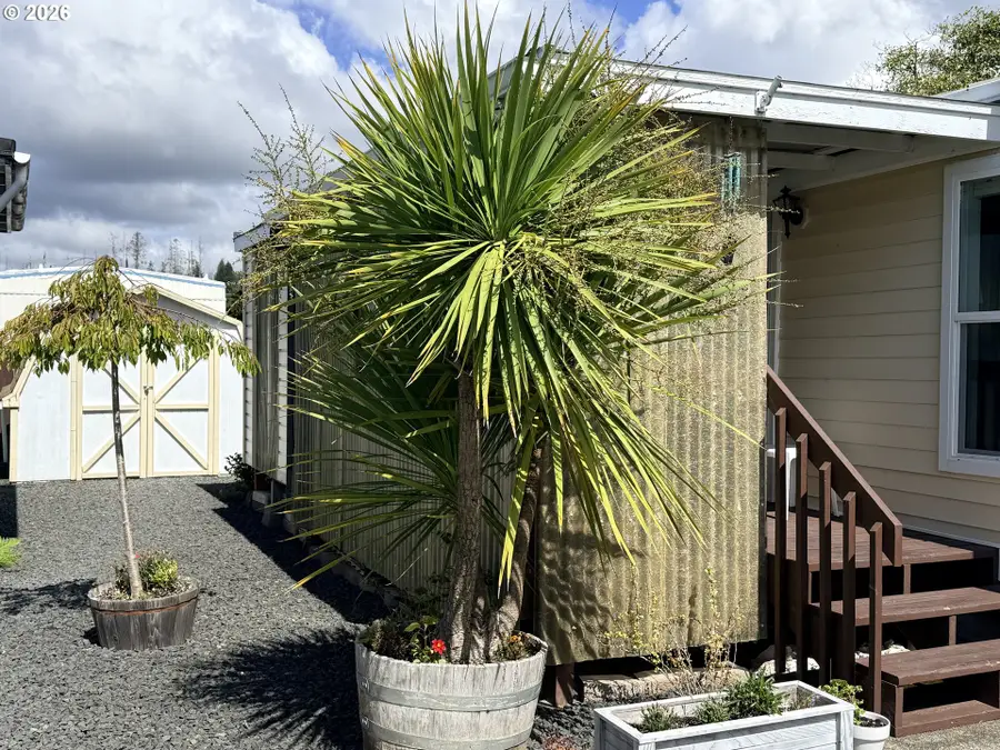 1000 N 8th St, Reedsport, OR 97467 - #3