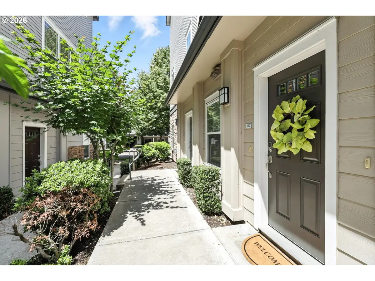 10805 NE Red Wing Way, Hillsboro, OR 97006 - Image #1