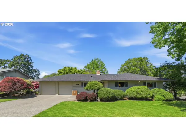 12915 NE Morris Ct, Portland, OR 97230
