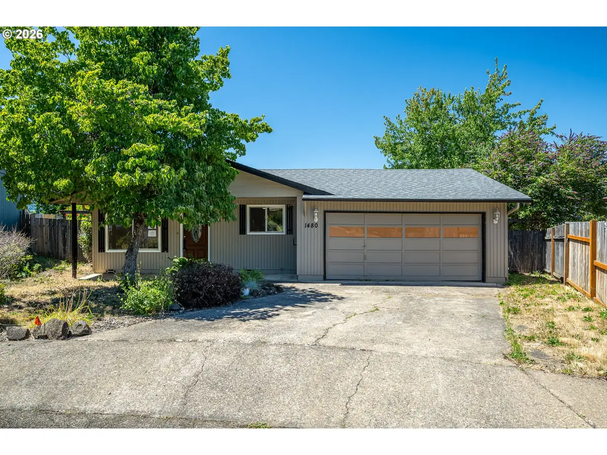 1480 Carobelle Ct, Cottage Grove, OR 97424 - #1