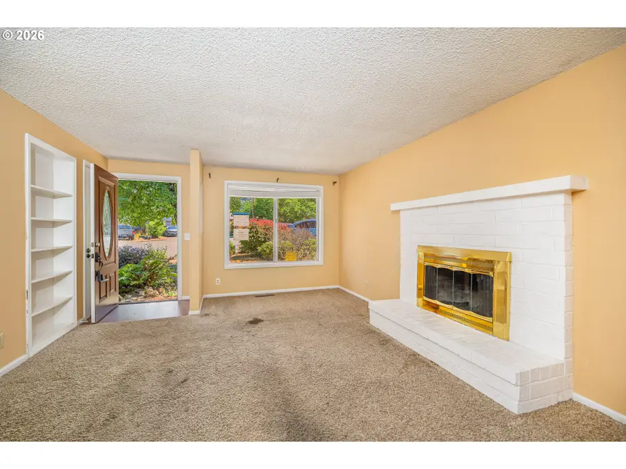 1480 Carobelle Ct, Cottage Grove, OR 97424 - #3