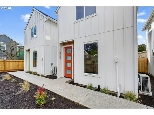 5232 SE Knapp St, Portland, OR 97206