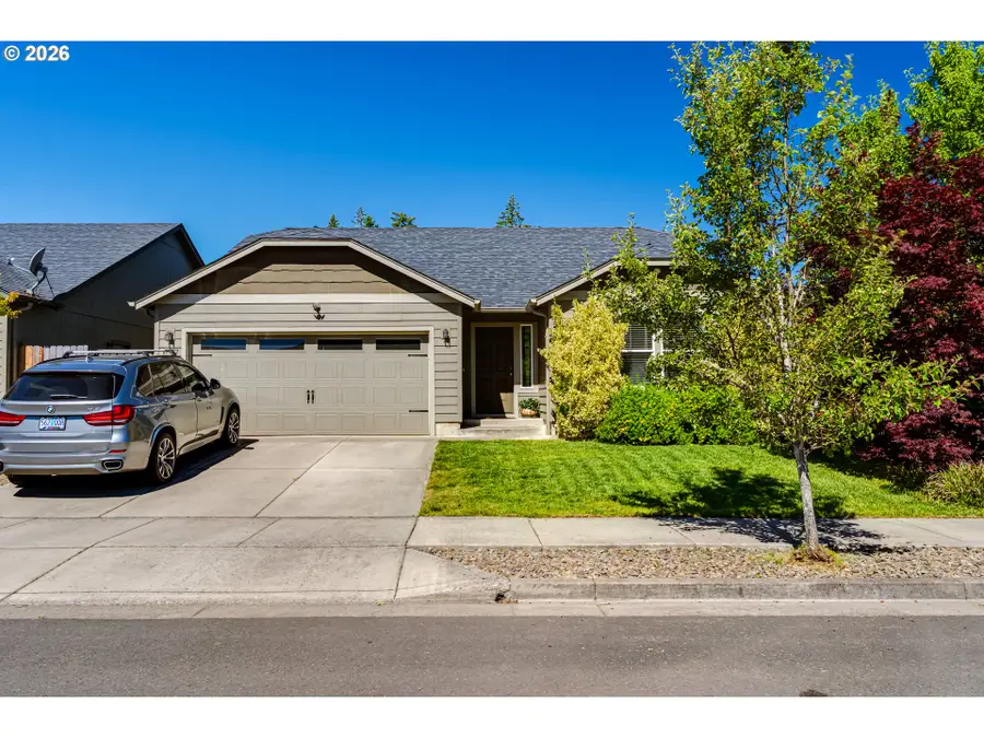 87792 Lark St, Veneta, OR 97487 - #3