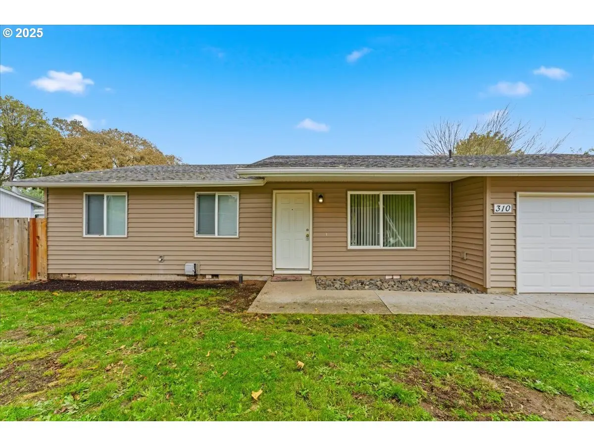 310 NE 34th Pl, Hillsboro, OR 97124 - Image #1