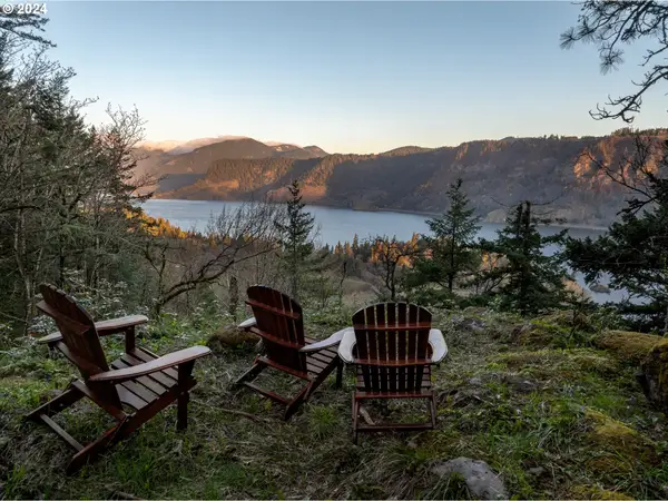 476 Country Club Rd, HoodRiver, OR 97031