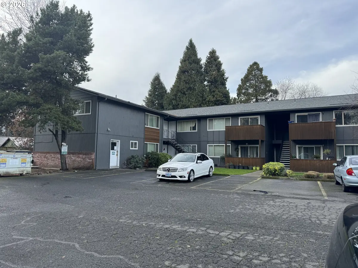 1184 NE Turner Dr, Hillsboro, OR 97124 - #1