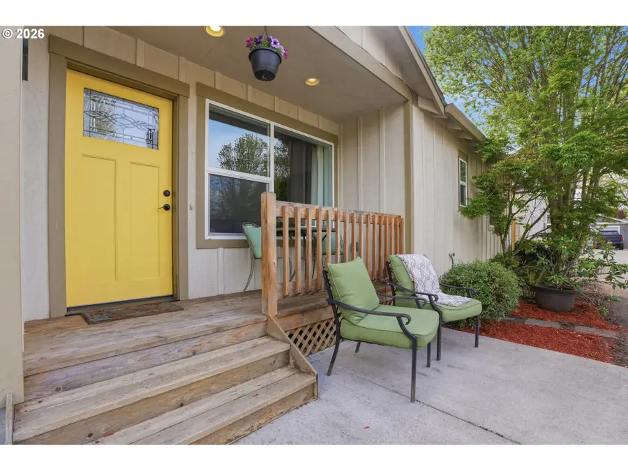1343 NE Sunrise Ln, Hillsboro, OR 97124 - #3