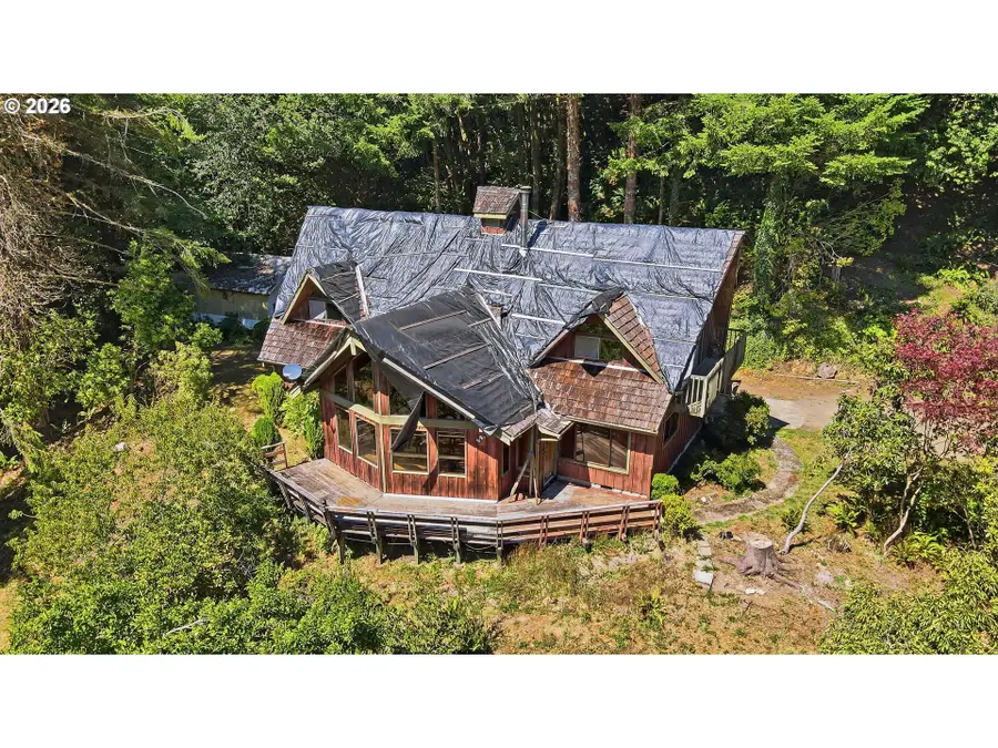 63206 Horse Poor Ln, Eastside, OR 97420 - #2