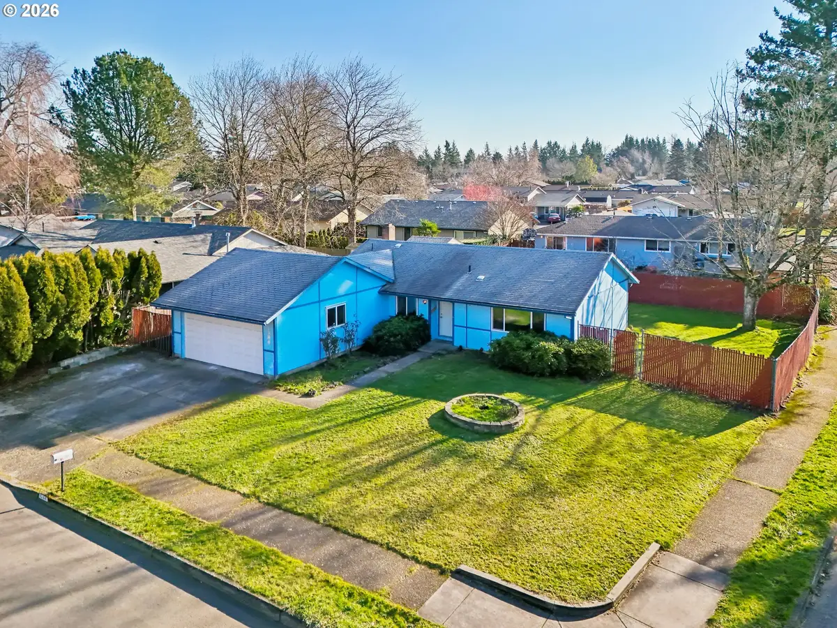 1384 NE 19th St, Gresham, OR 97030 - Image #1