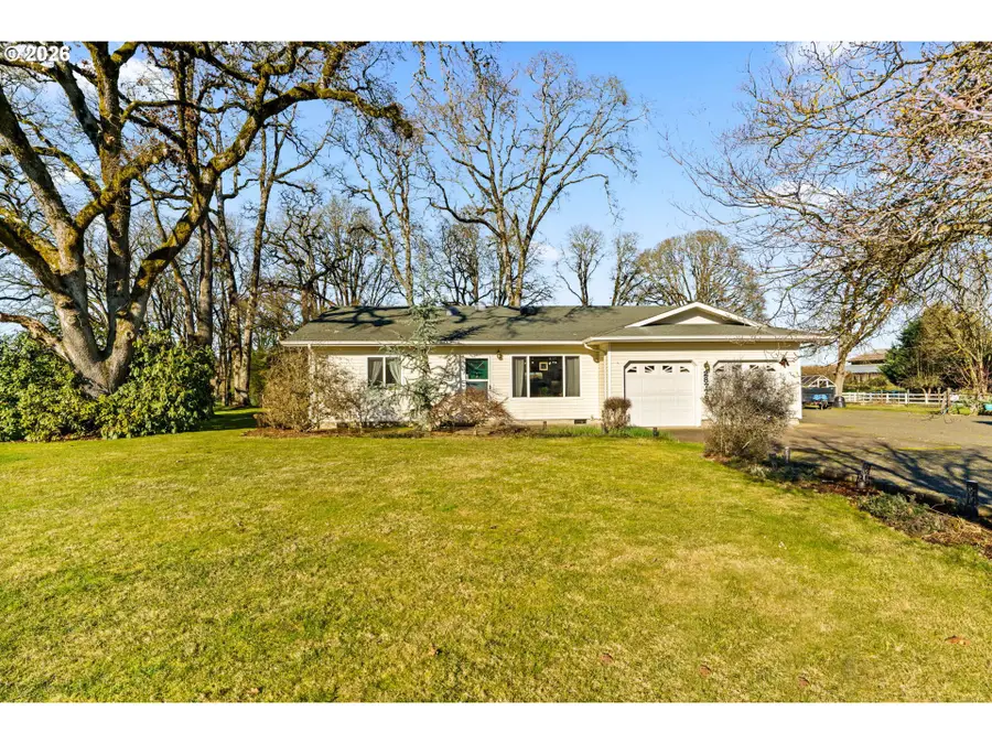 28779 Jager Ln, Junction City, OR 97448 - Image #2