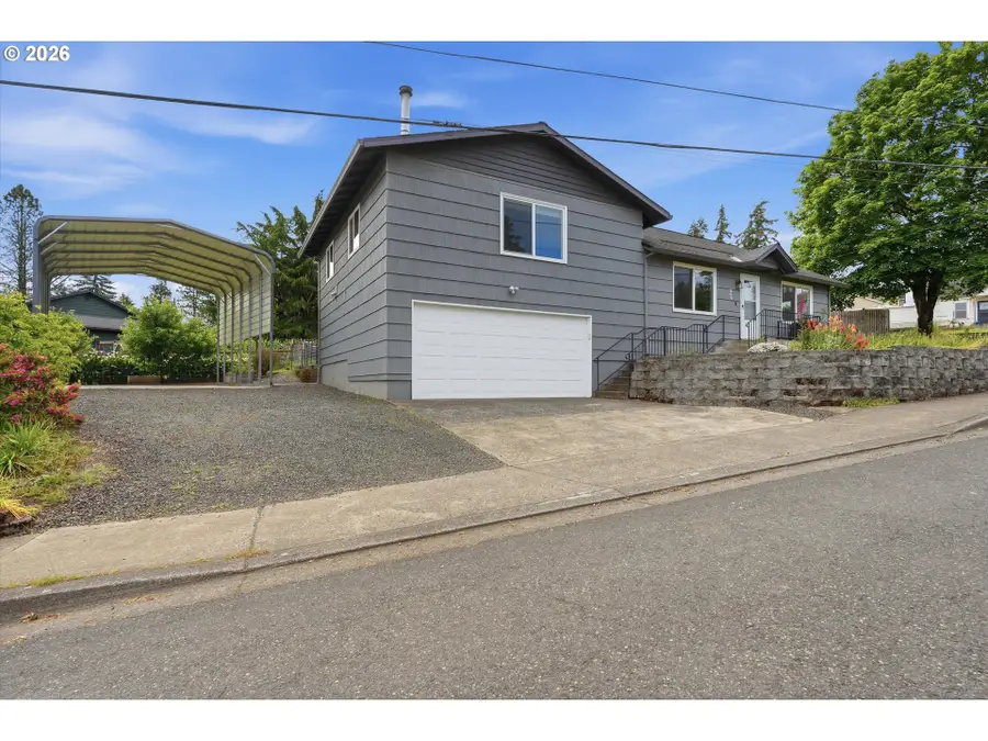 303 Trail St, Gaston, OR 97119 - #3