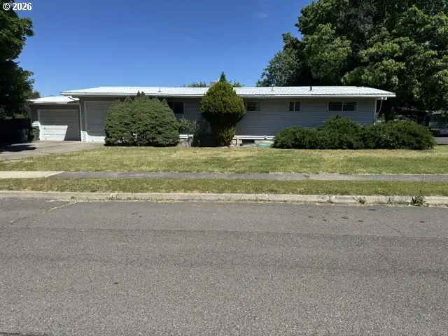 401 3rd St, La Grande, OR 97850 - #1