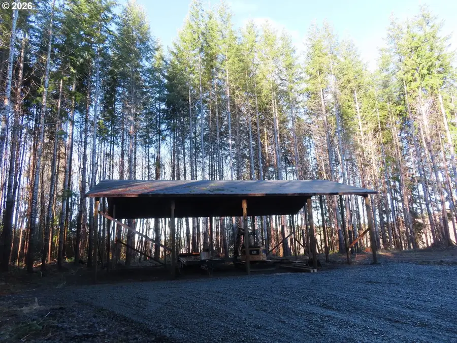 2431 N River Rd, Raymond, WA 98577 - Image #2