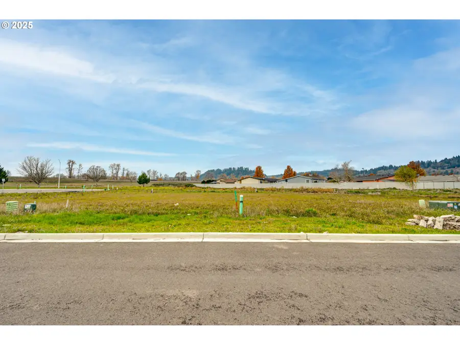 2005 Henderson Way, Longview, WA 98632 - Image #2