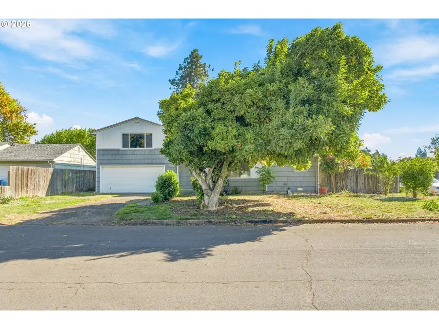 3265 Oriole St, Springfield, OR 97477 - #2