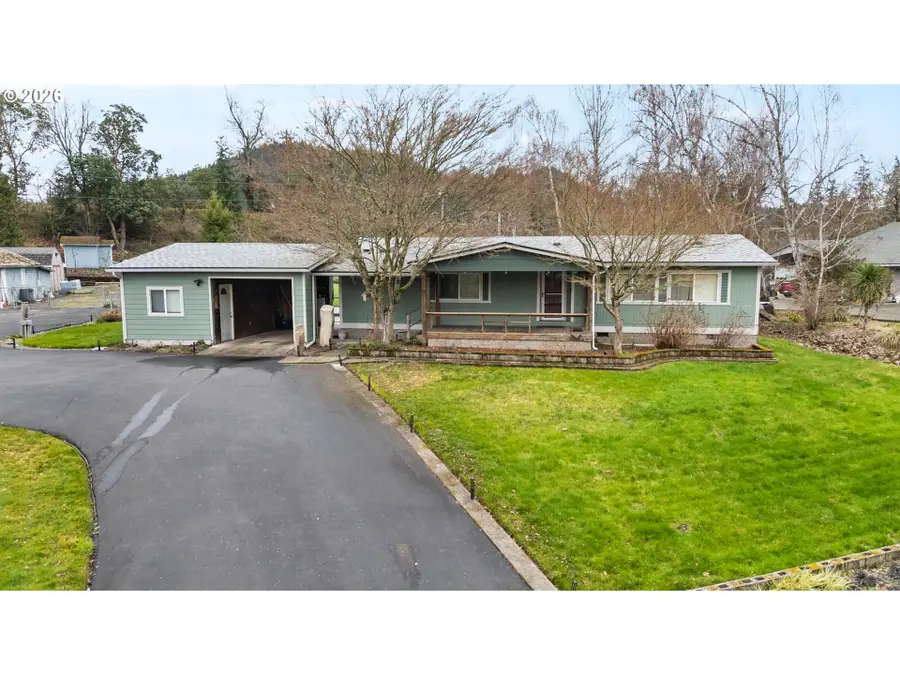2373 Wild River Dr, Roseburg, OR 97470 - #2