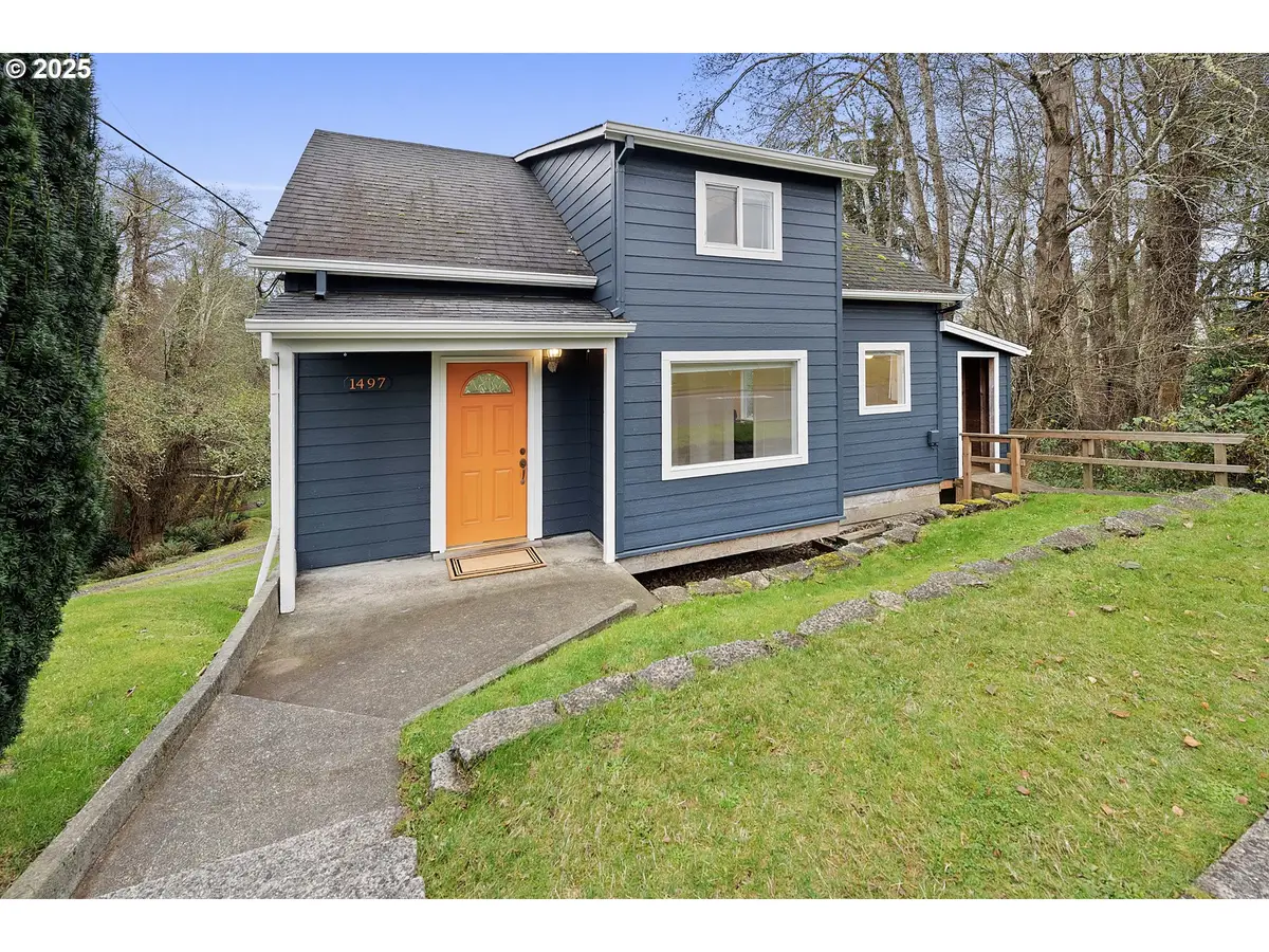 1497 Niagara Ave, Astoria, OR 97103 - Image #1