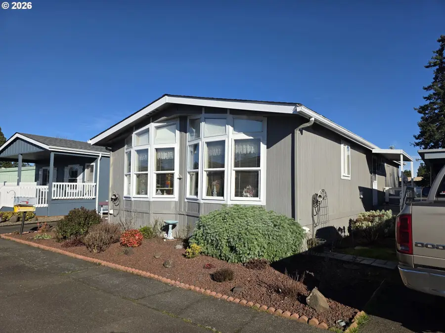 835 SE 1st Ave #56, Canby, OR 97013 - Image #2