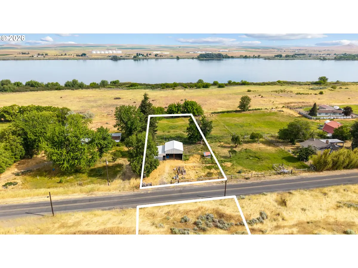 28459 Southshore Dr, Umatilla, OR 97882 - #1
