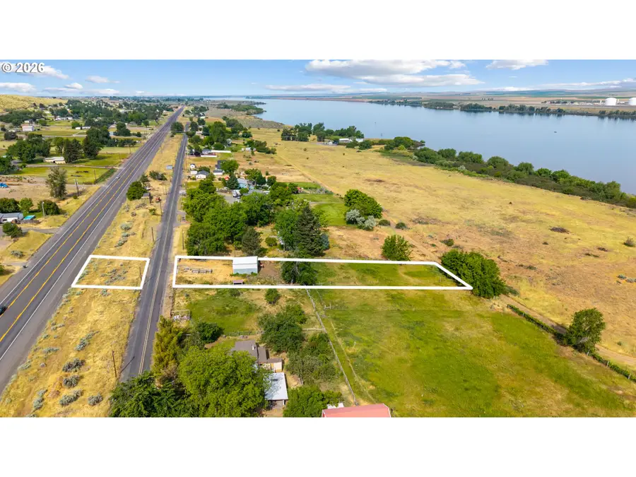 28459 Southshore Dr, Umatilla, OR 97882 - #3