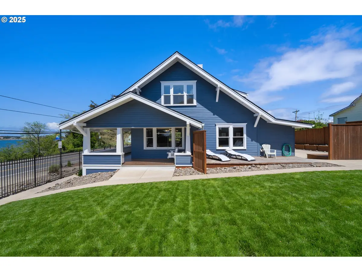 363 S Empire Blvd, Coos Bay, OR 97420 - Image #1