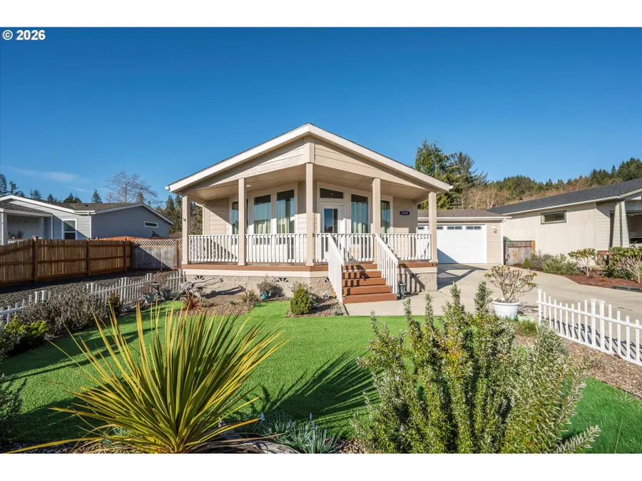 1060 Cedar Loop, Lakeside, OR 97449 - #2